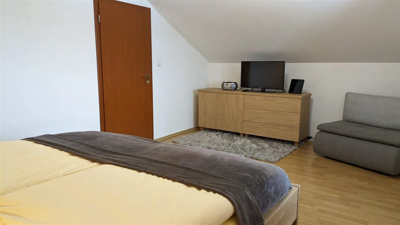 Apartment Palace