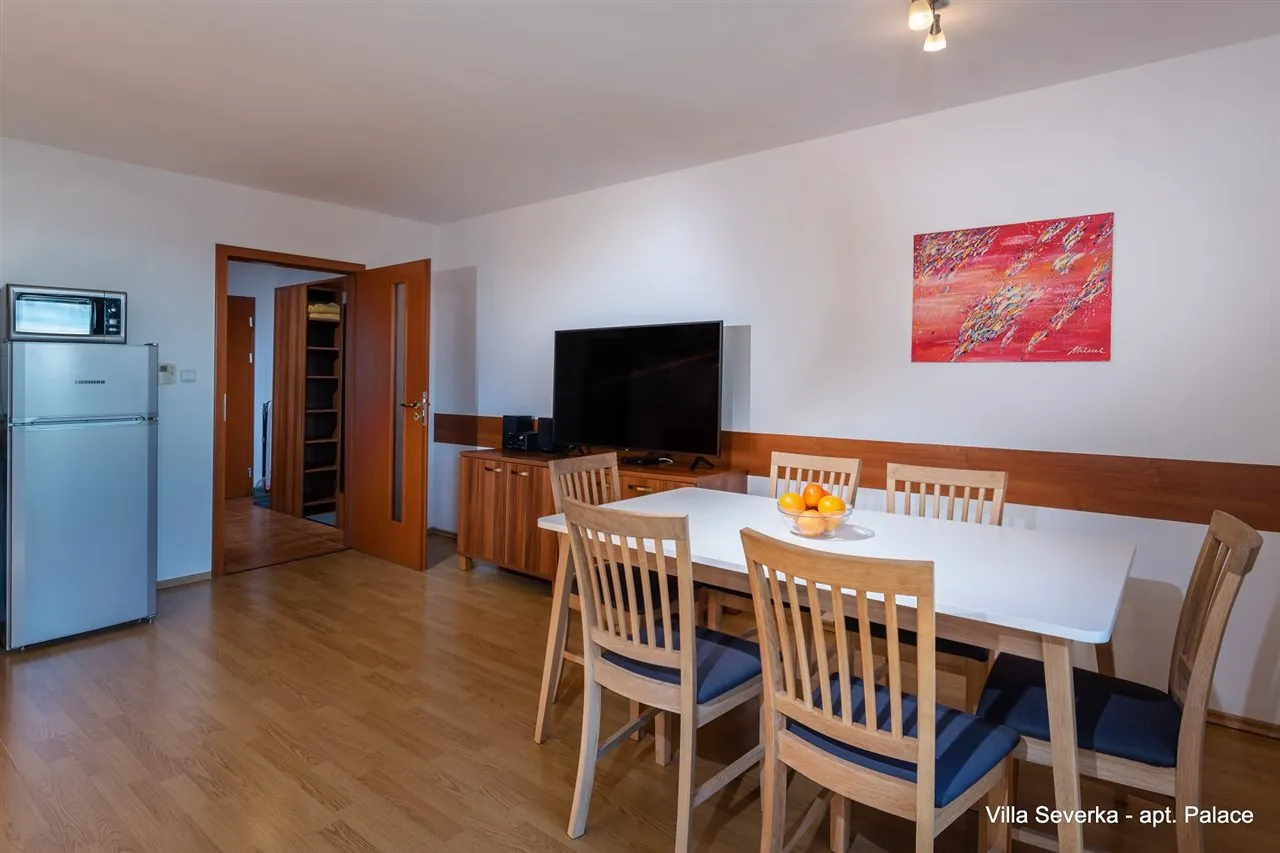 Apartment Palace